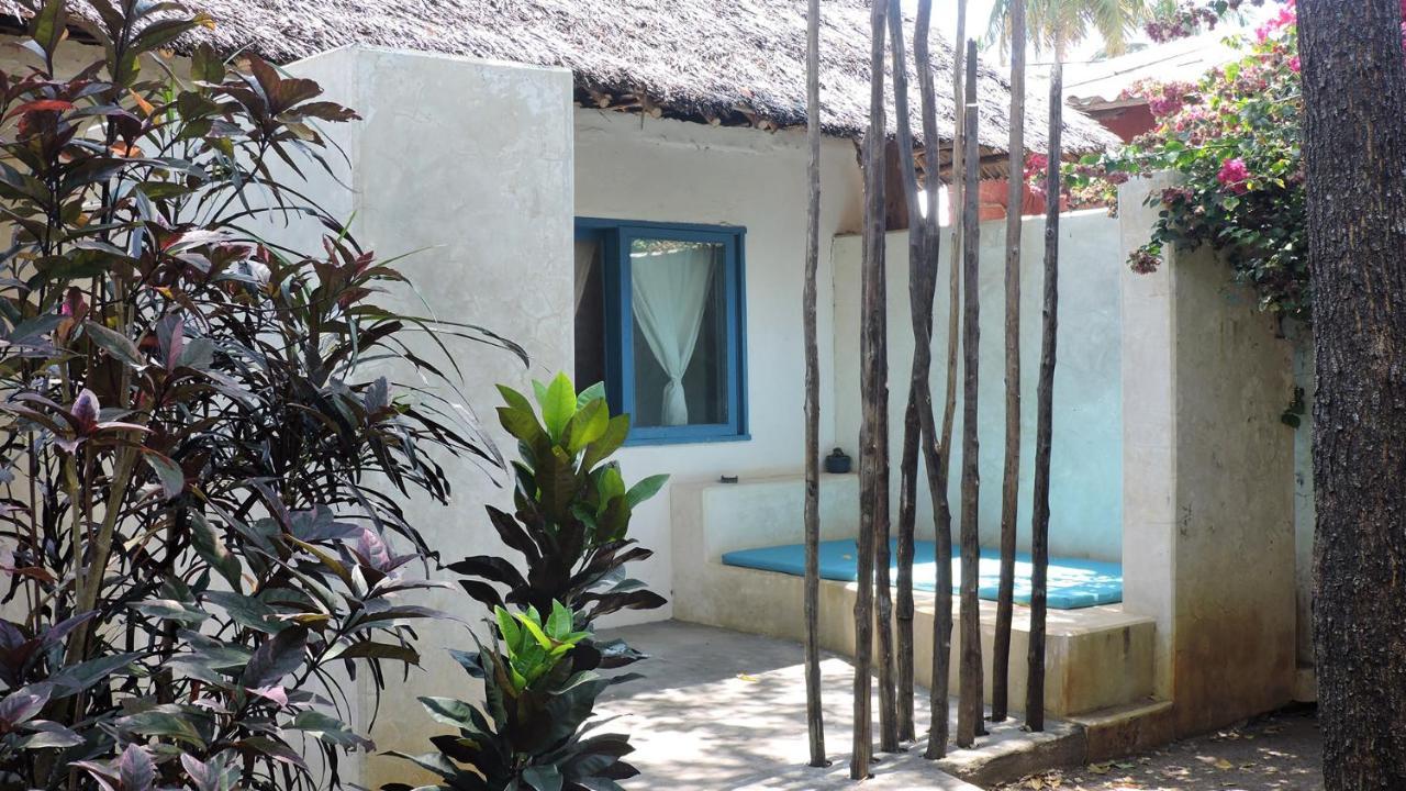 Paje By Night Bungalows ภายนอก รูปภาพ